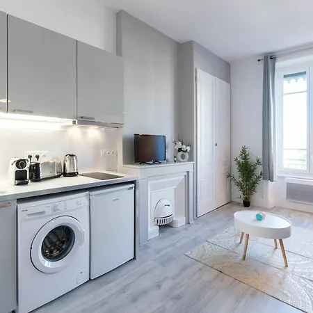 Renting Pirard Lyon